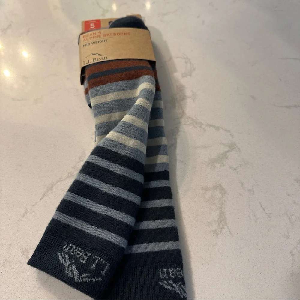 LL Bean Alpine Ski Midweight Socks Unisex Small Women’s 4-6.5 NWT Blue